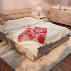 Plush Velveteen Blanket — Pink Floral Petal Design, Soft Cozy Throw